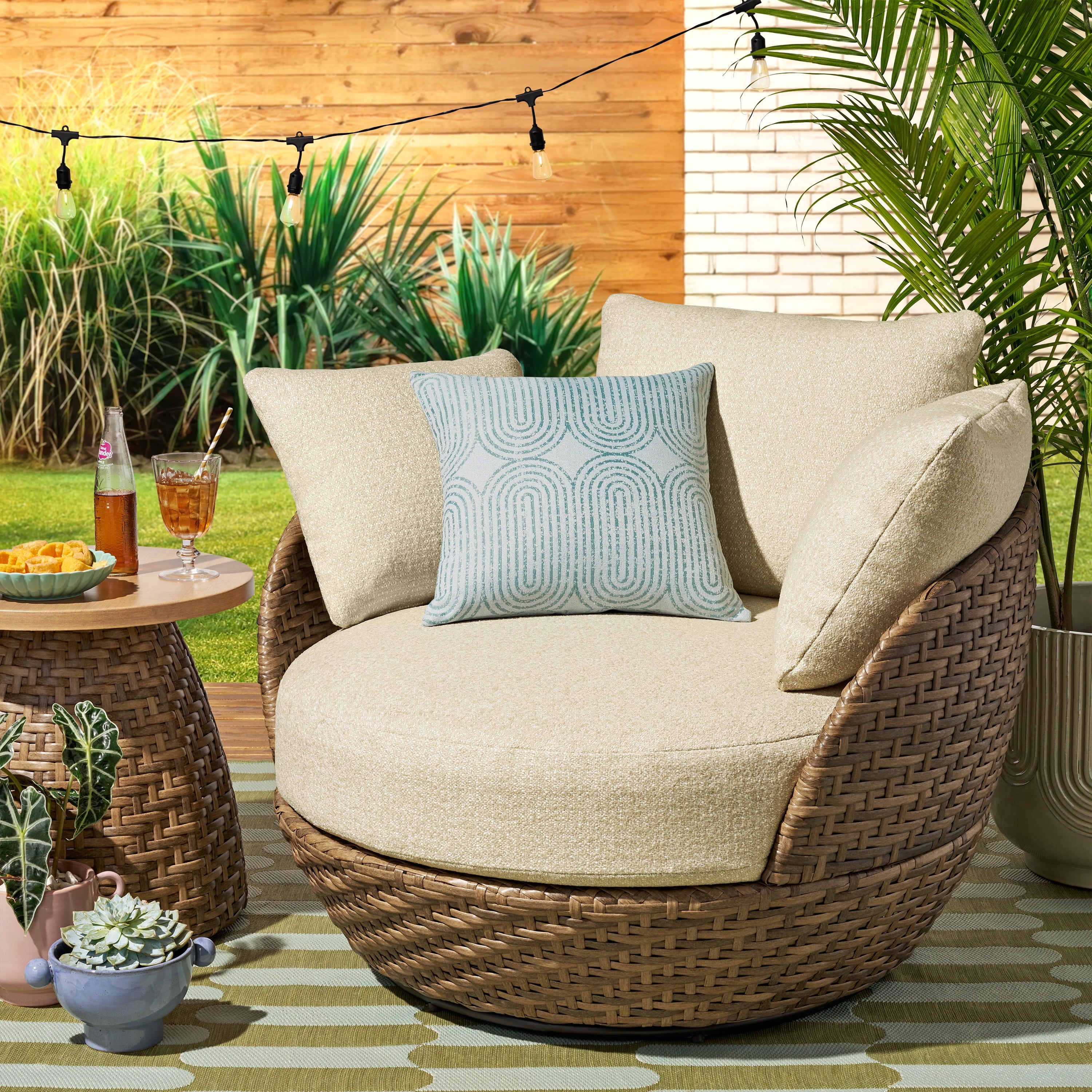 Beautiful 18" x 18" Decorative Outdoor Pillow by Drew Barrymore, Blue Pill