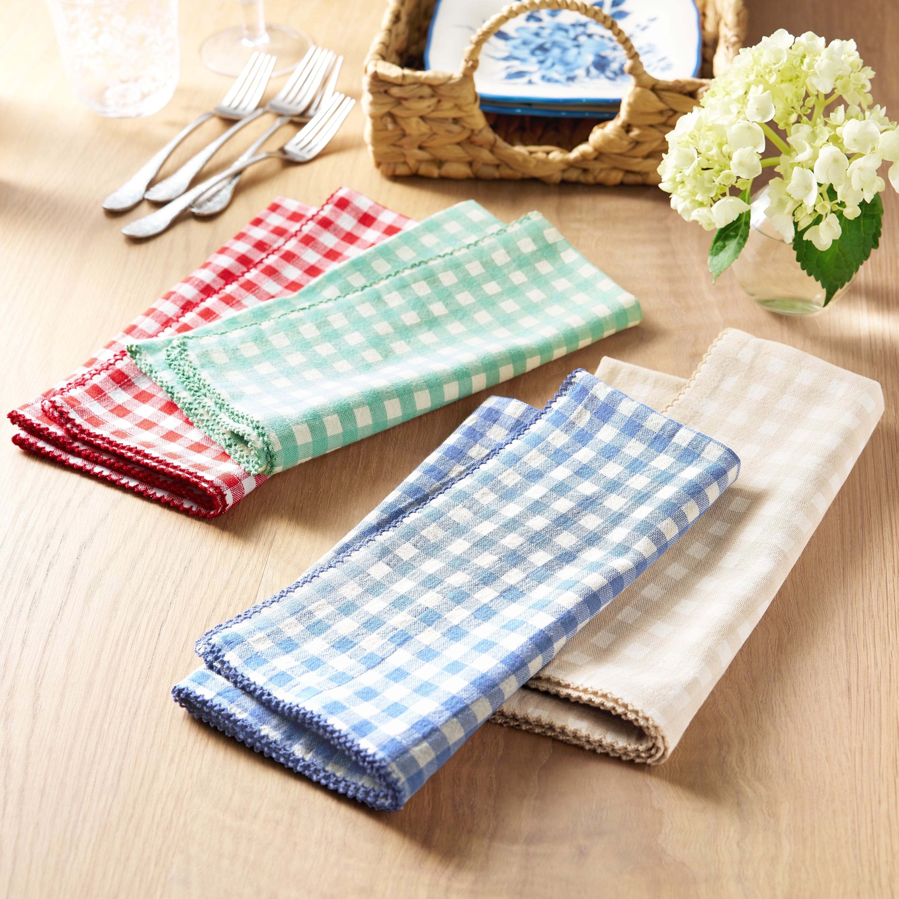 The Pioneer Woman 100% Cotton Fabric Napkin Set, Multicolor Gingham, 20"W x 20"L, Set of 4