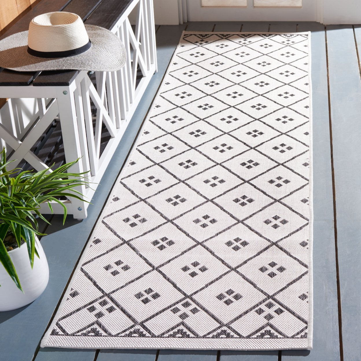 SAFAVIEH Courtyard Wasif Geometric Indoor/Outdoor Area Rug, Ivory/Black, 6'7" x 6'7" Square